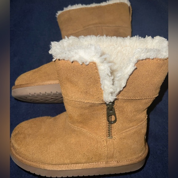 Koolaburra Other - Girls Ugg Boots